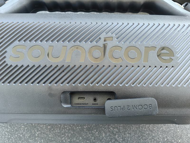 Soundcore Boom 2 Plus Anschlüsse